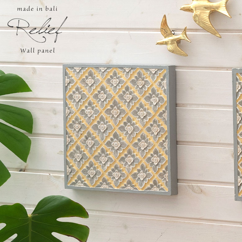 バリ伝統のウッドカーヴィング。