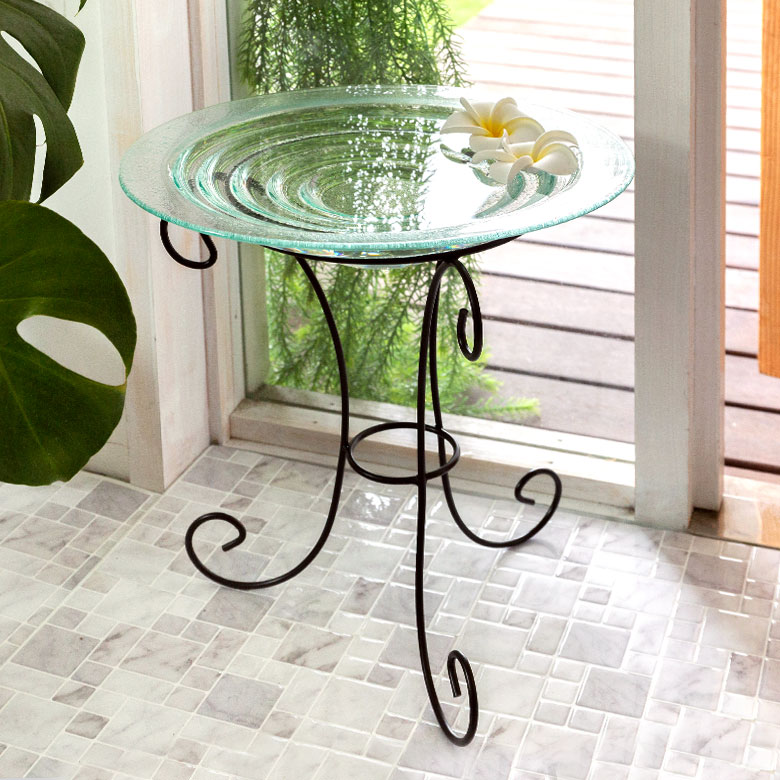 ガラスの水盤とアイアンスタンドセット。