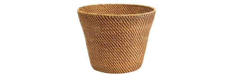 シンプルなデザインだから使いやすい、万能バスケット