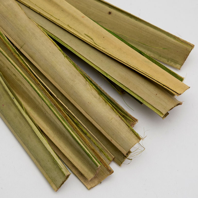 グリーンは、レモンのようなエネルギッシュな香り