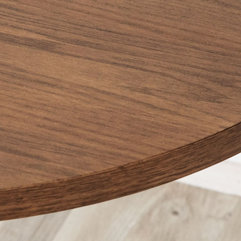 個性的で明るい色合い