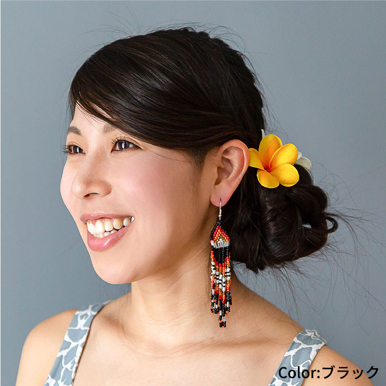 デイリーに使えるフリンジピアス