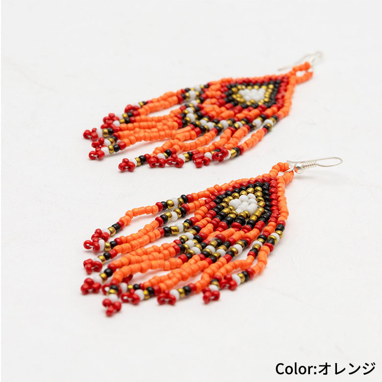 揺れる様子が可愛らしいフックタイプ