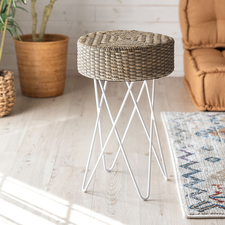 リビングやダイニングでの複数使いもおすすめです。