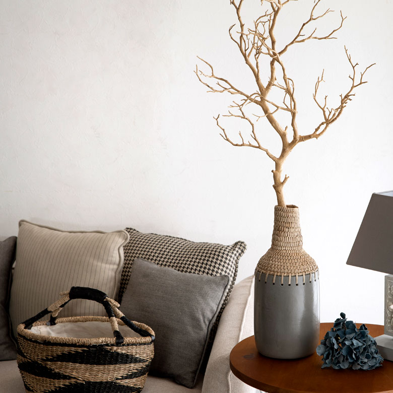 リゾートスタイルやモダンテイストはもちろん、和室にもよく合います。