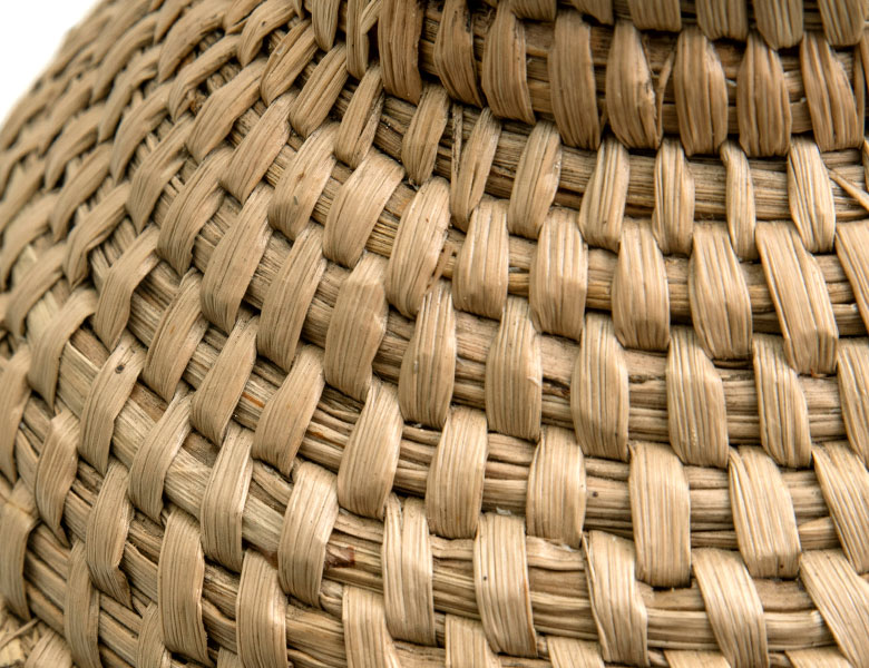 ハンドメイドならではのザックリとした編み目と、ナチュラルな風合いが魅力のシーグラス