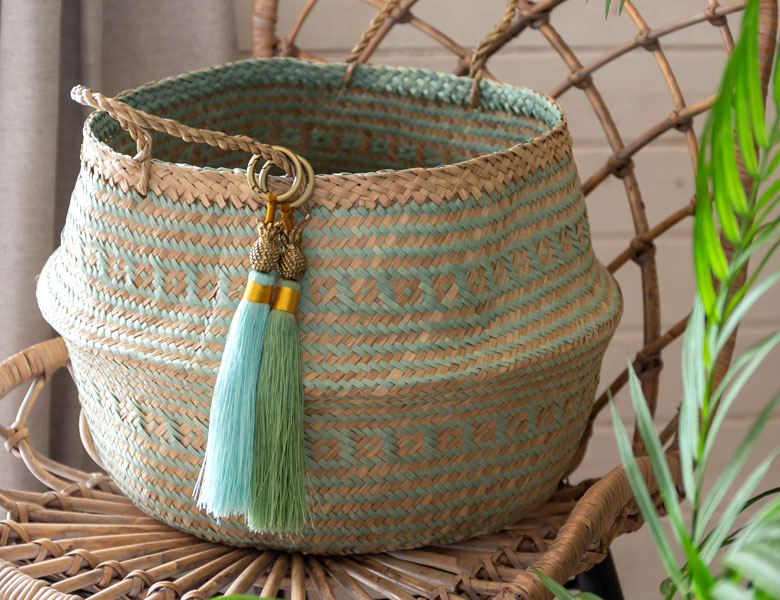 同系色を一緒に付けても可愛いです