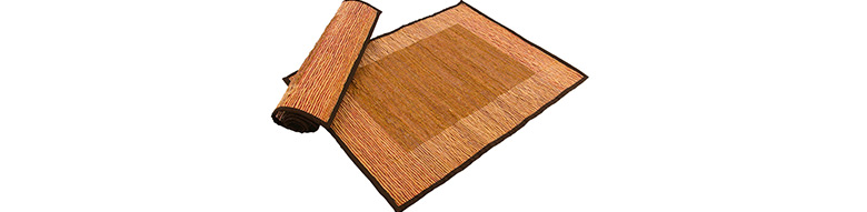 サンダルウッドのランチョンマット