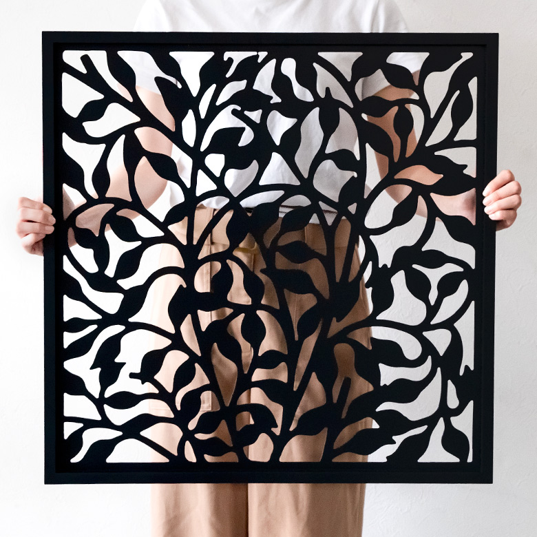 手に持つとこれくらいのサイズ感