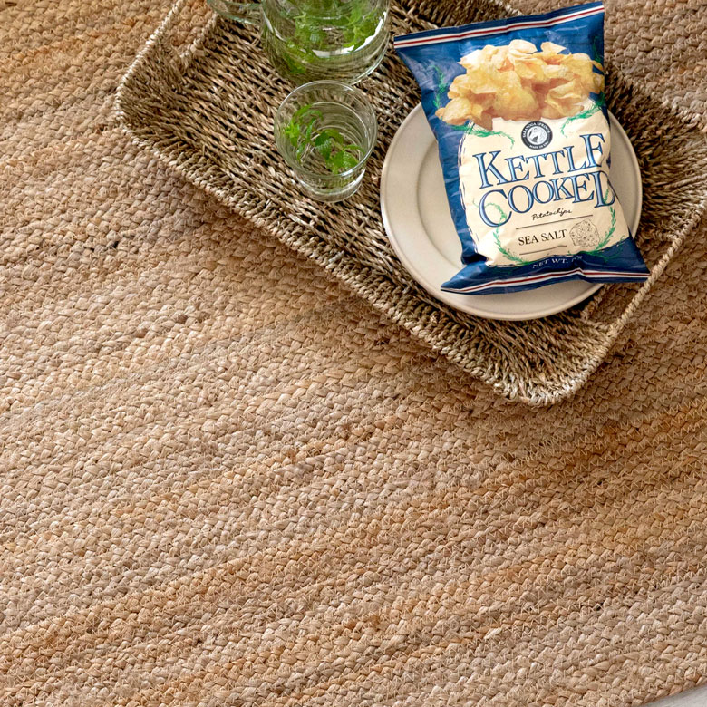 天然のグラデーションや、編み目模様が素敵