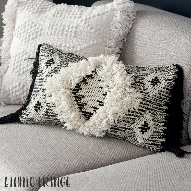 インドコットン100%のエスニックフリンジ柄クッションカバー