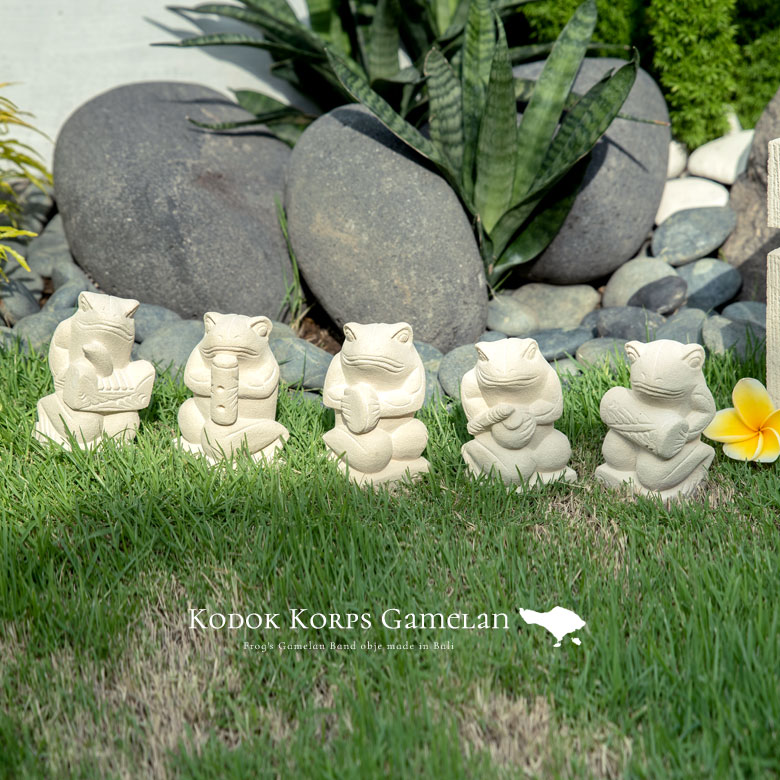 カエルのガムラン隊オブジェ パラスストーン