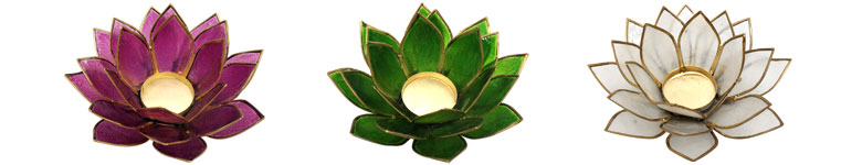 蓮の花のようなキャンドルホルダー