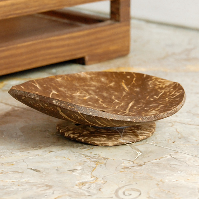 たっぷり水の入る大きさ。