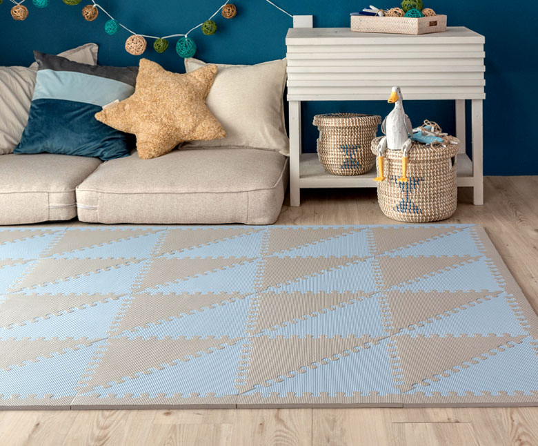 男の子部屋にも。