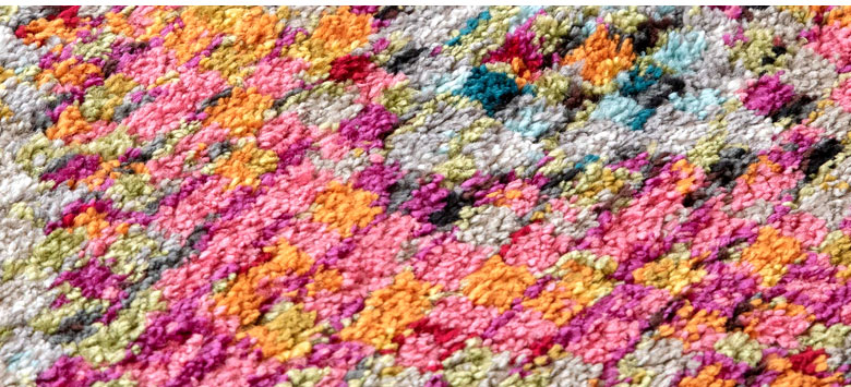 明るい印象のカラフルモロッカンやボーホースタイルコーデにぴったり