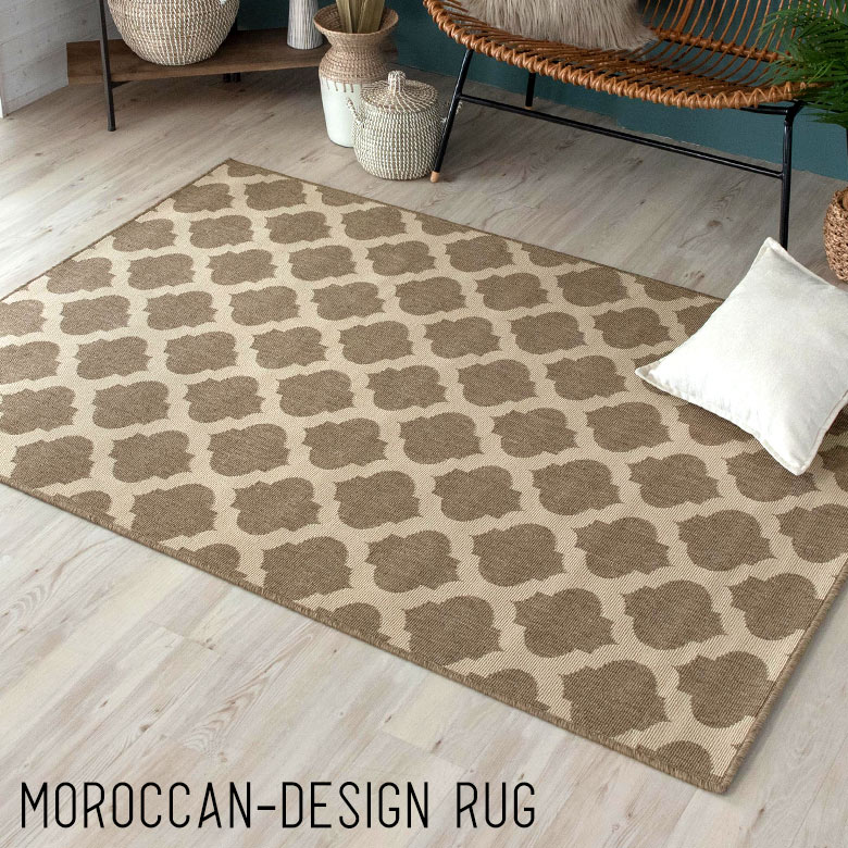 室内、屋外のどちらでも使用できる、モロッカンデザインラグ。