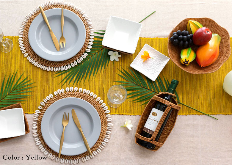 イエローは、南国のテーブルコーディネートに最適