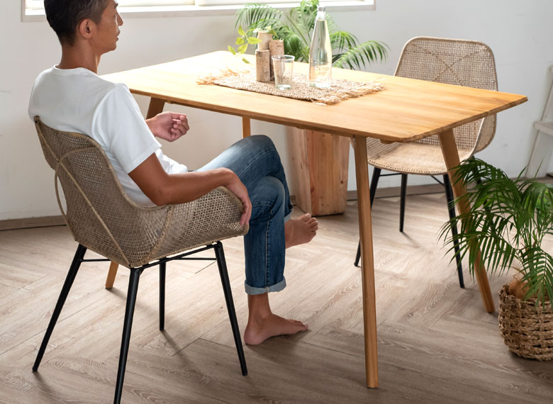 ダイニングに複数並べても素敵。