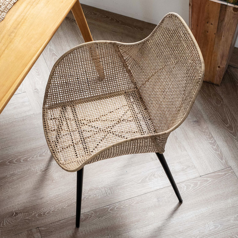 リラックス感のあるチェア