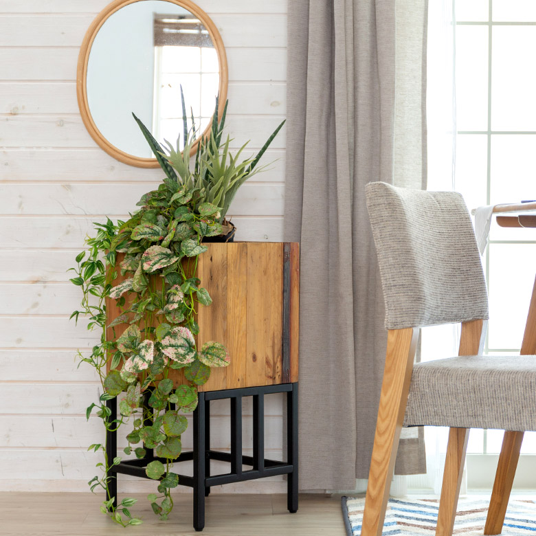 室内外に設置も可能