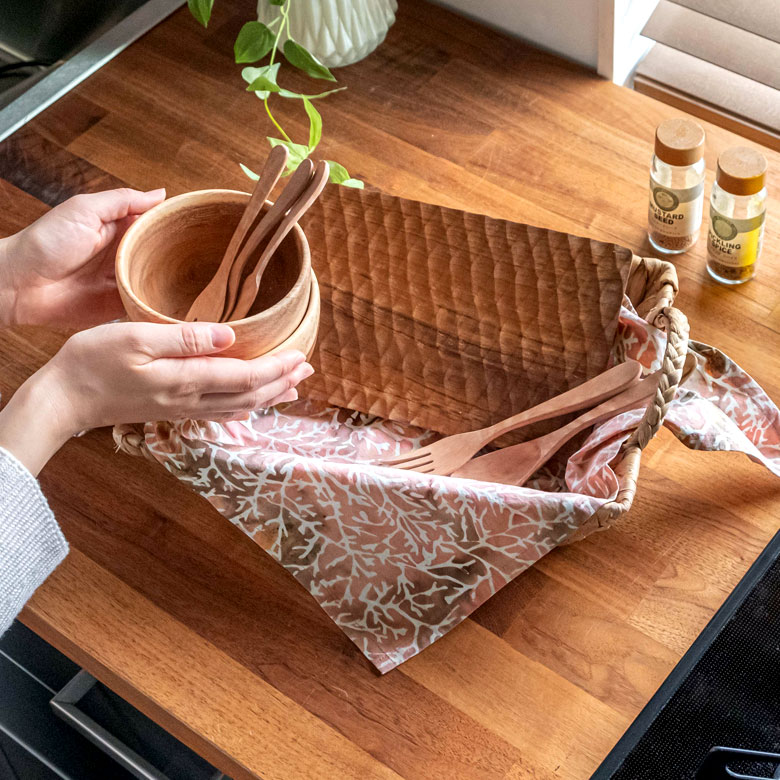 お手持ちの小物と合わせるのもおすすめ