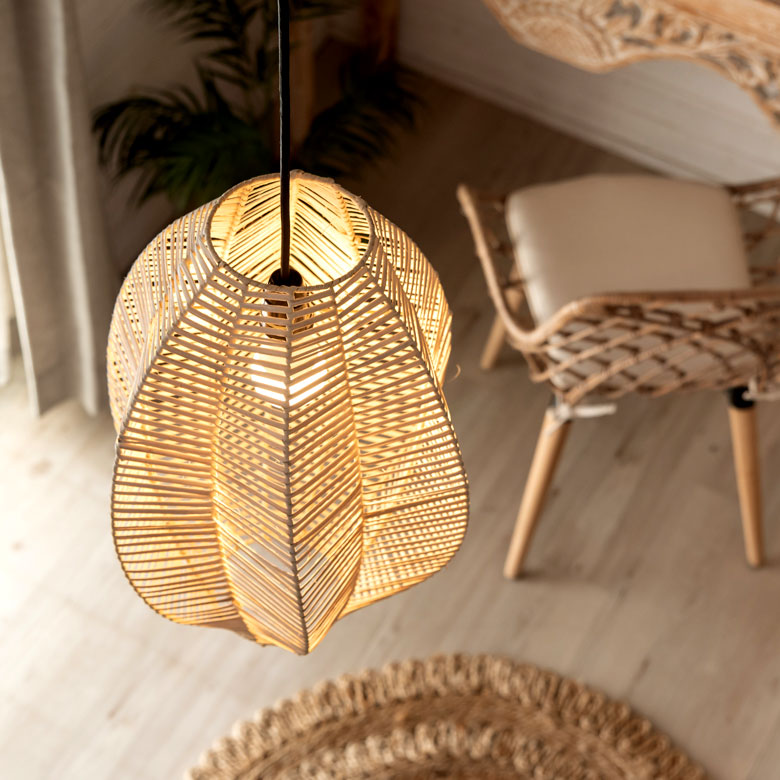 リビングや食卓に