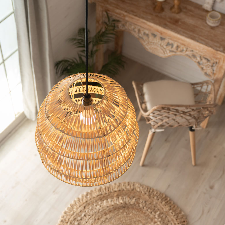 リビングや食卓に