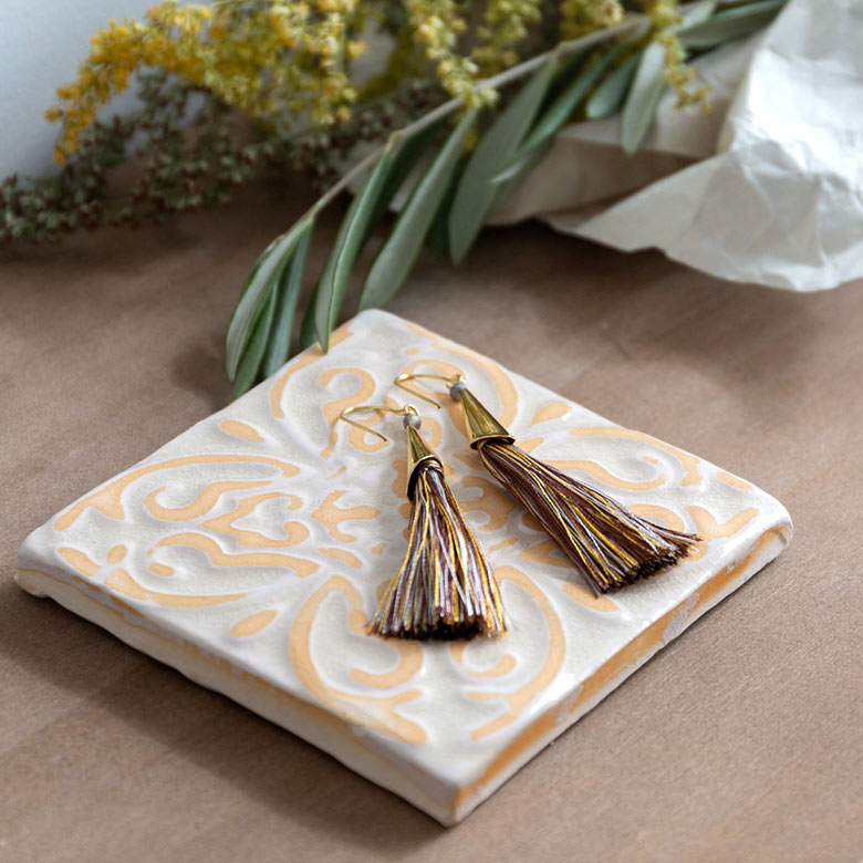 アクセサリーを置いてディスプレイ