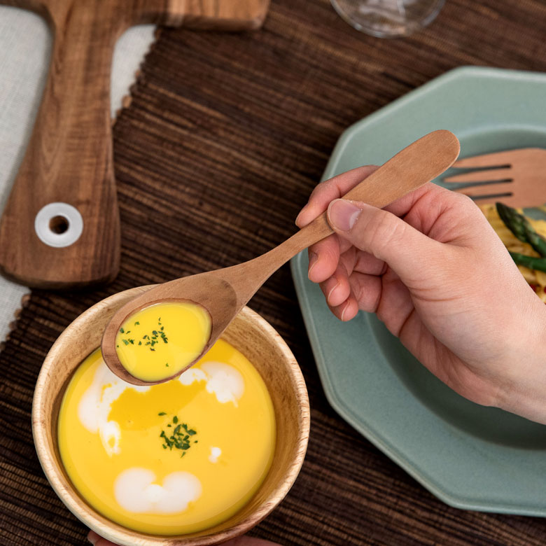 こだわった曲線とくびれがマッチした丸みのあるフォルム