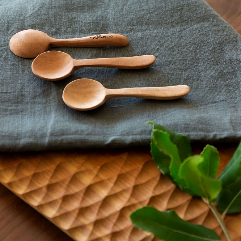 素材そのままの質感を楽しめるカトラリーシリーズ