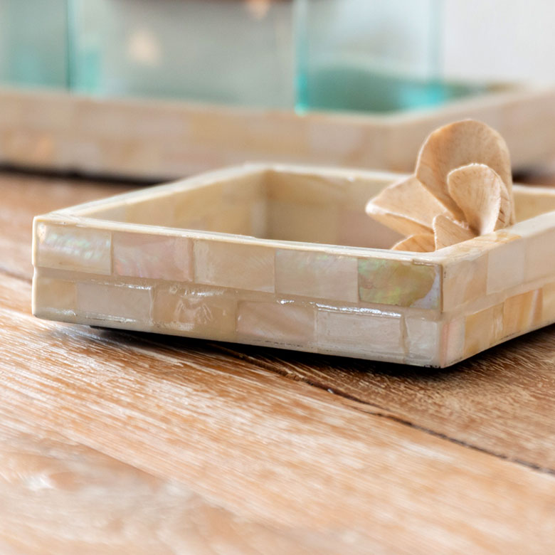 パールシェル(真珠貝) の スクエア・トレイ