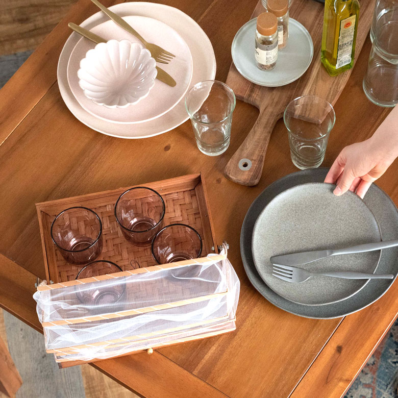 アジアンだけではなく、和テイストのテーブルにも