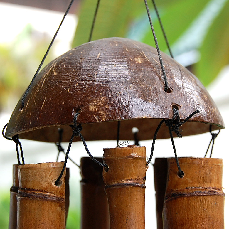 上部はココナッツの殻でできています