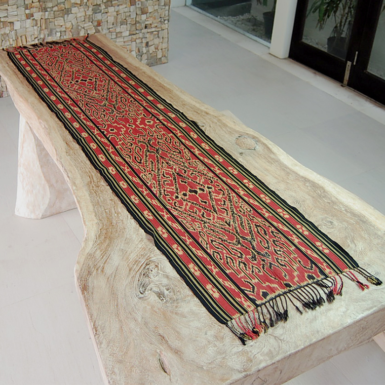 バリ島の伝統工芸品『イカット』