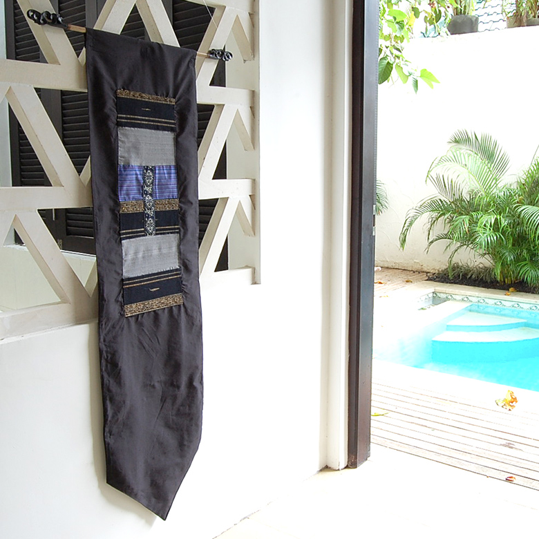 バリの伝統を感じさせてくれる、独特の模様が特徴的。