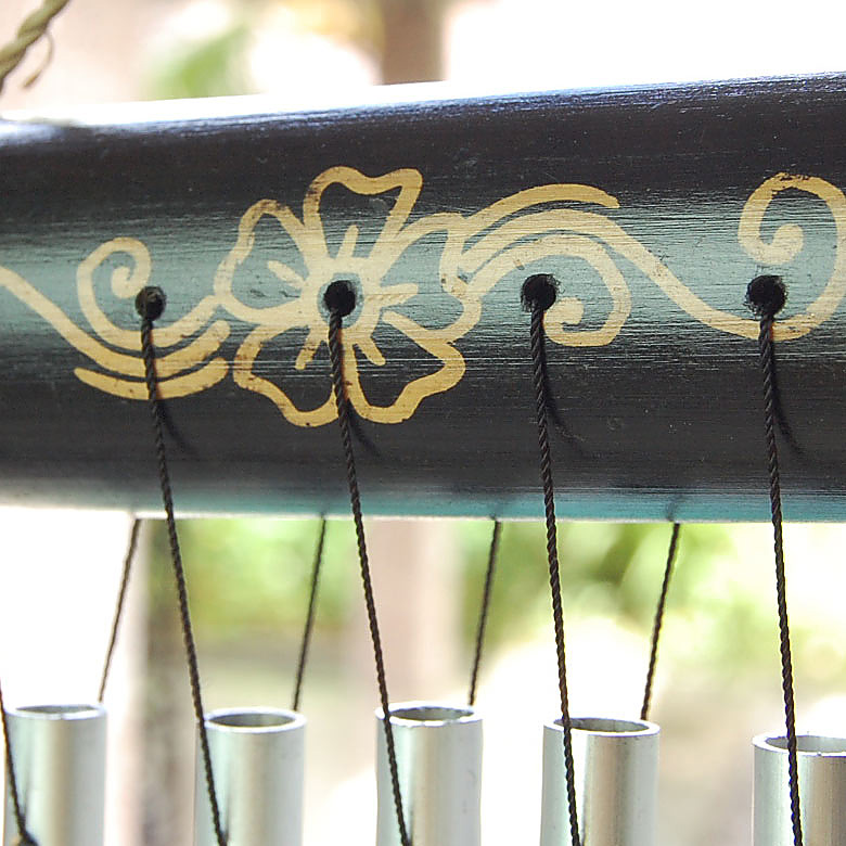 アジアンな雰囲気たっぷりのプルメリア模様