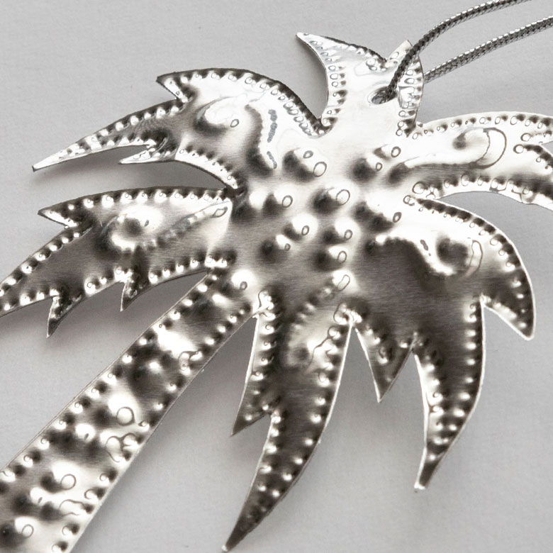 凹凸のある美しい伝統模様