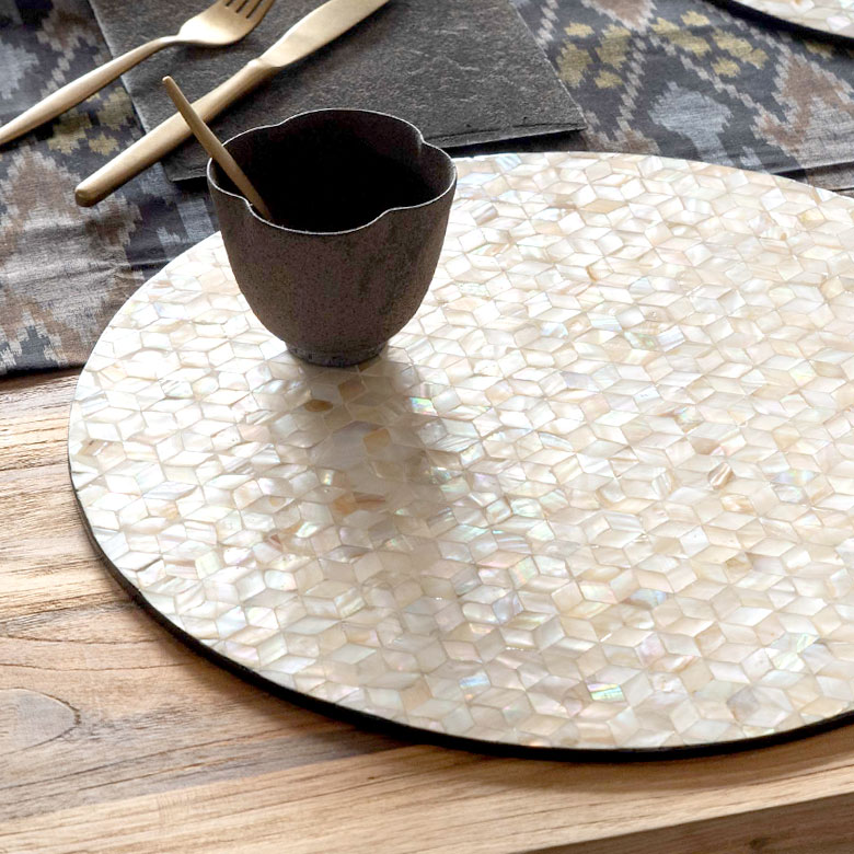 お食事の時間を素敵に演出