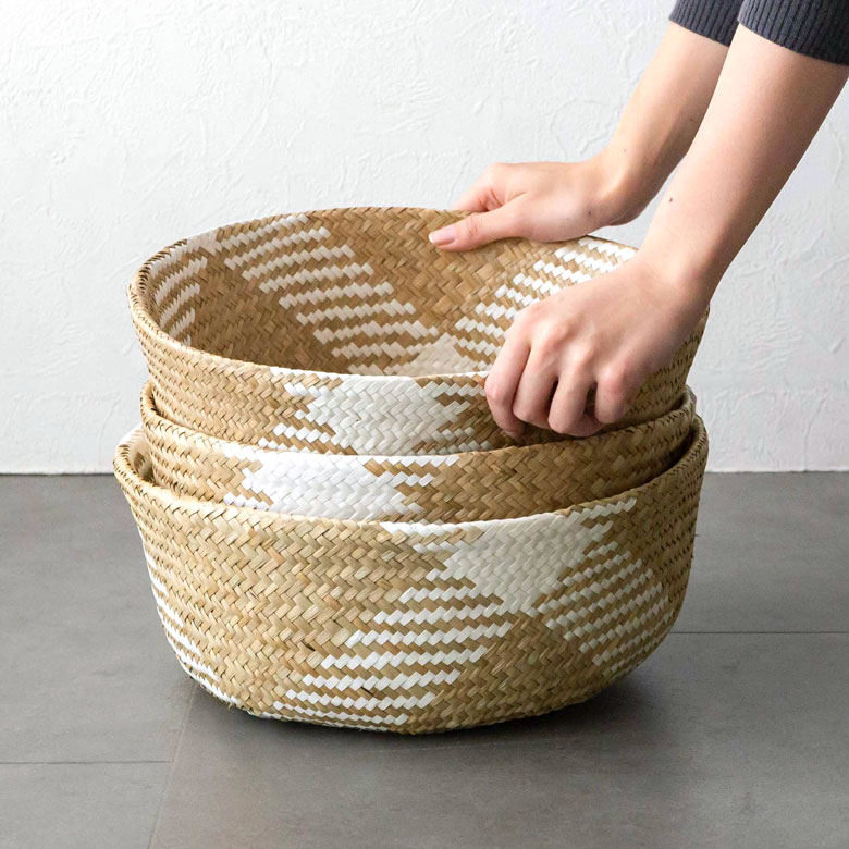 複数のバスケットはスタッキングして保管