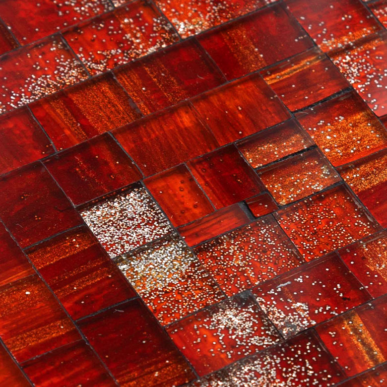 食卓を楽しくしてくれる、キッチン雑貨。ラメの入ったモザイクガラスの四角いキラキラコースター