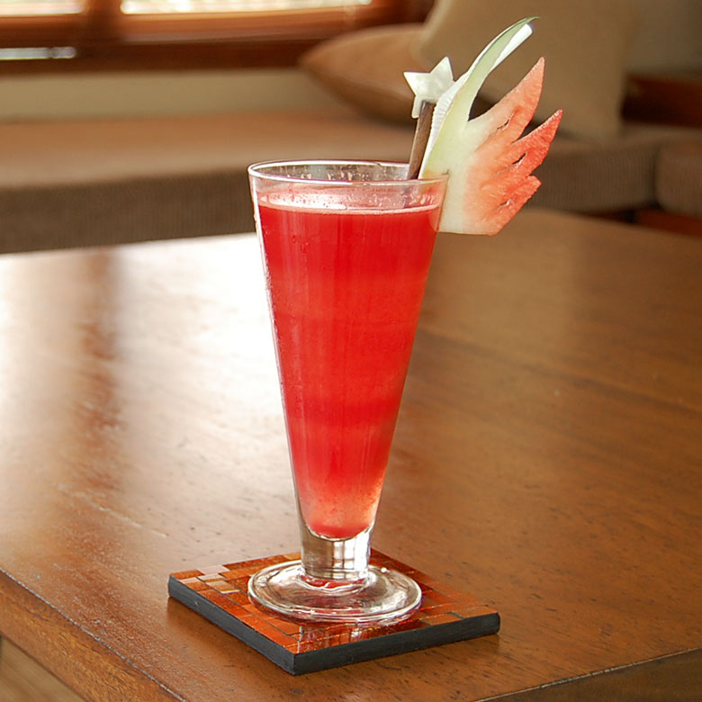 普段の食卓を華やかなに演出してくれる可愛いキッチン雑貨。