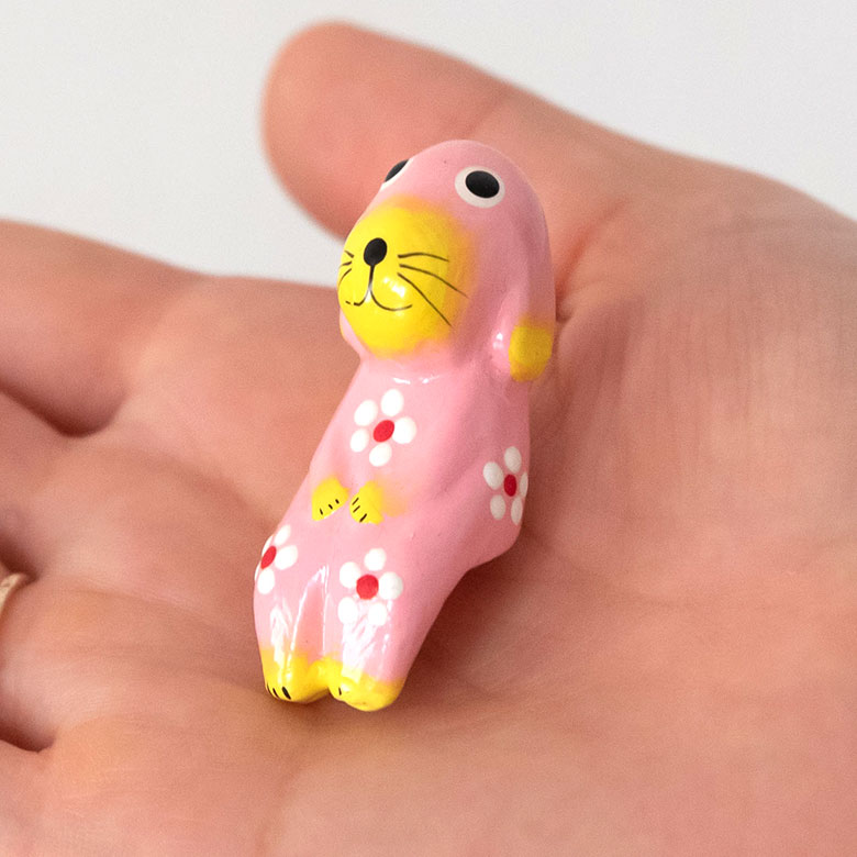 木彫りのバリ犬オブジェ