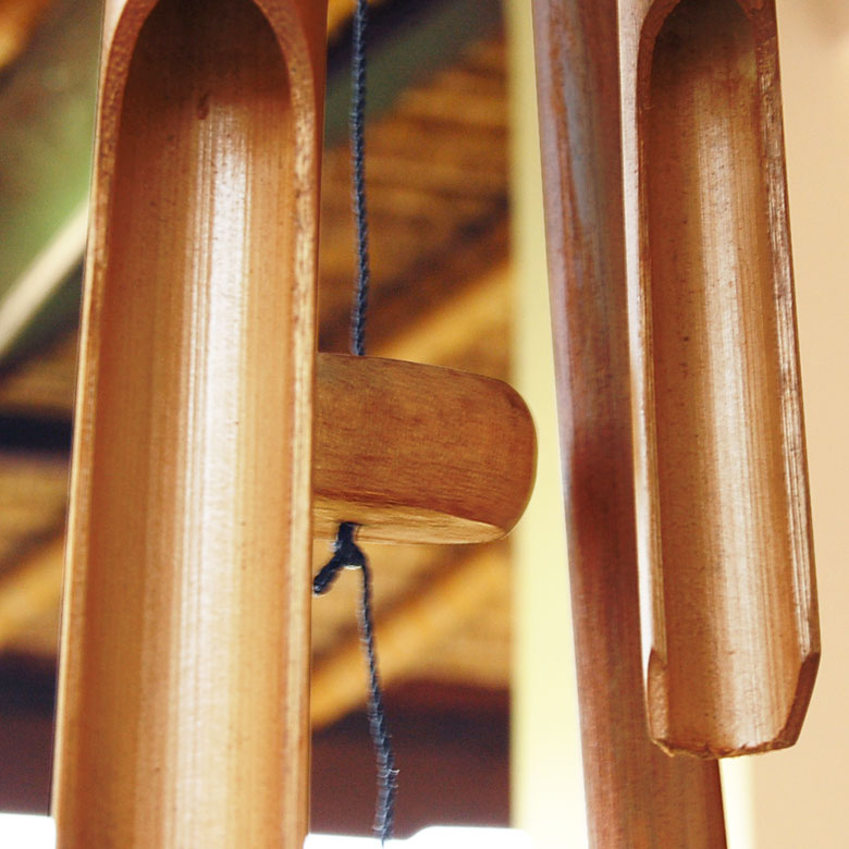 風が吹くと、カランコロンと可愛い音色