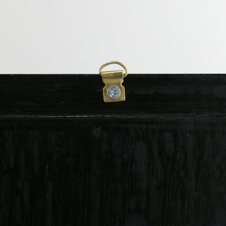 金具で固定できます