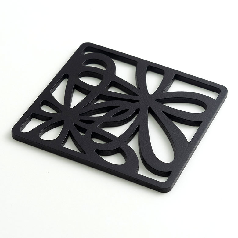 コースターとしてだけではなく、インテリアの１つとして取り入れる事ができるのも魅力の一つ。