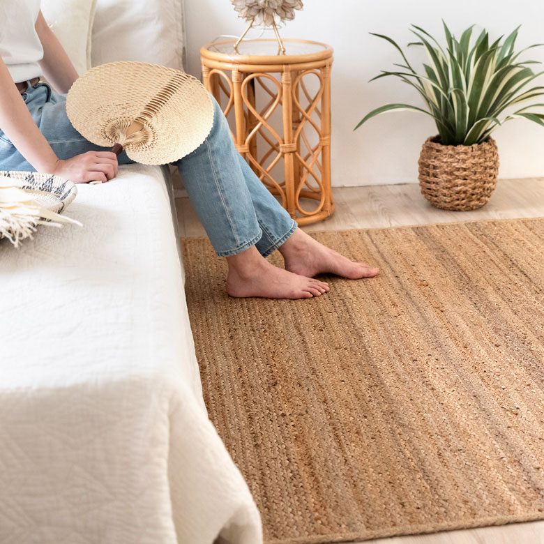 天然素材だから合わせやすいのもポイント