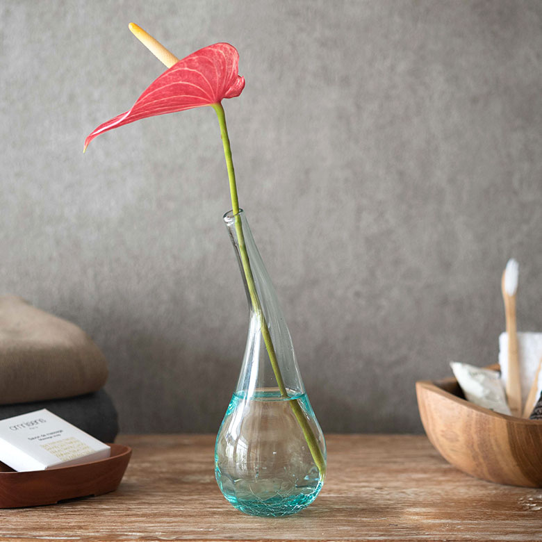 ガラスの一輪挿し