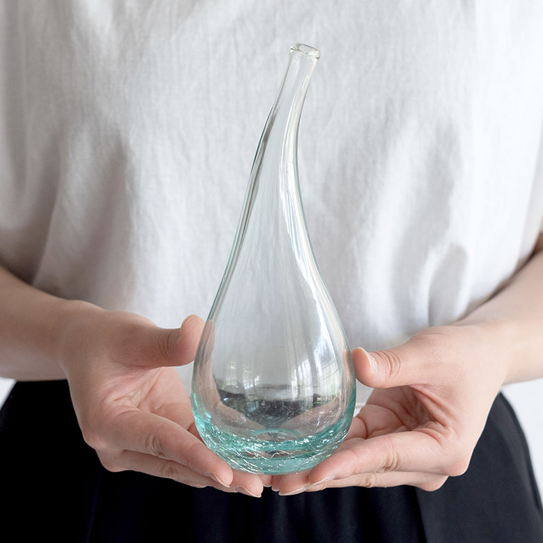 ガラスの一輪挿し