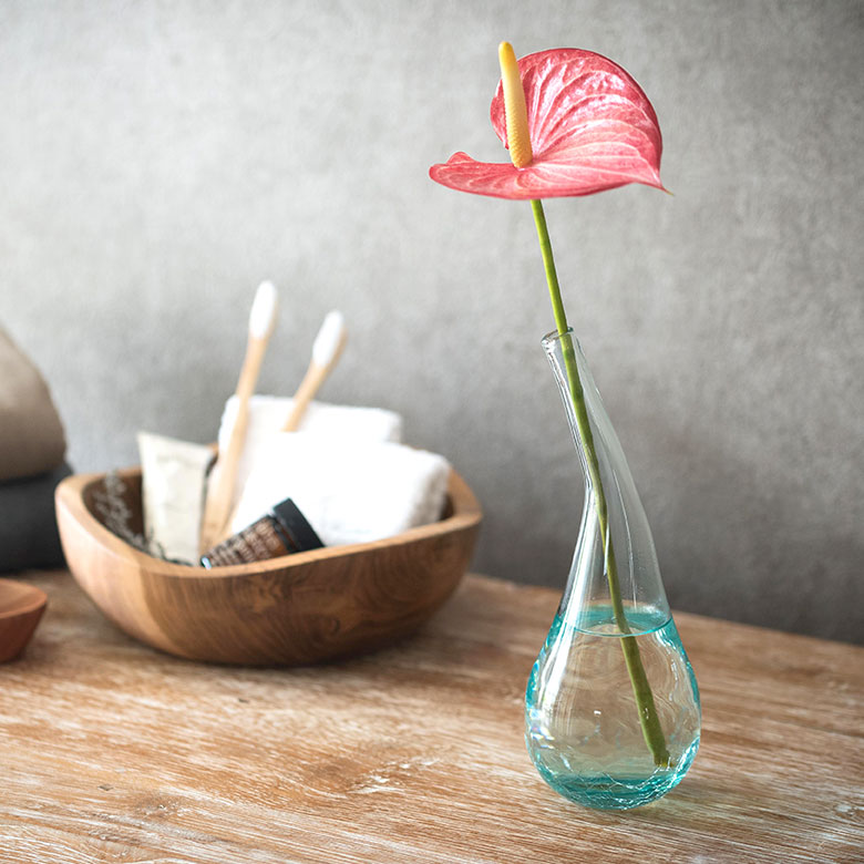 ガラスの一輪挿し